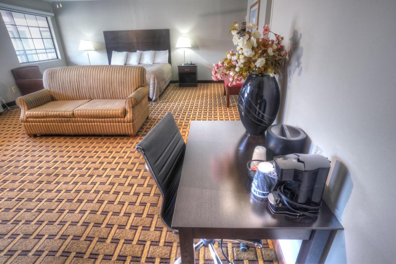 Amerivu & - - Downtown Motel Helen
