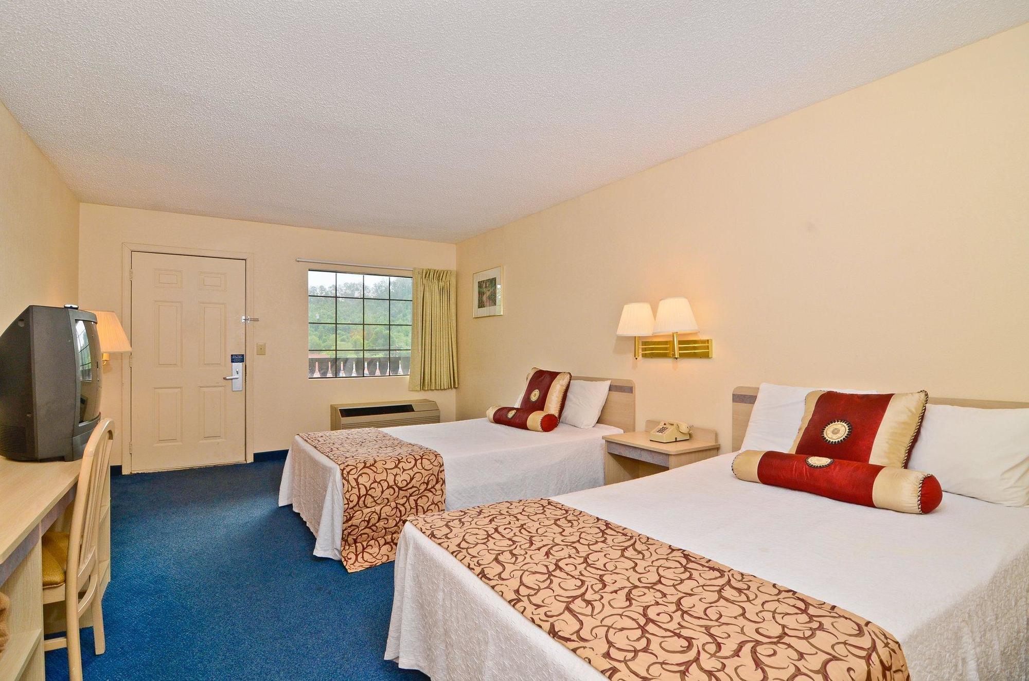 Amerivu & - - Downtown Motel 2*